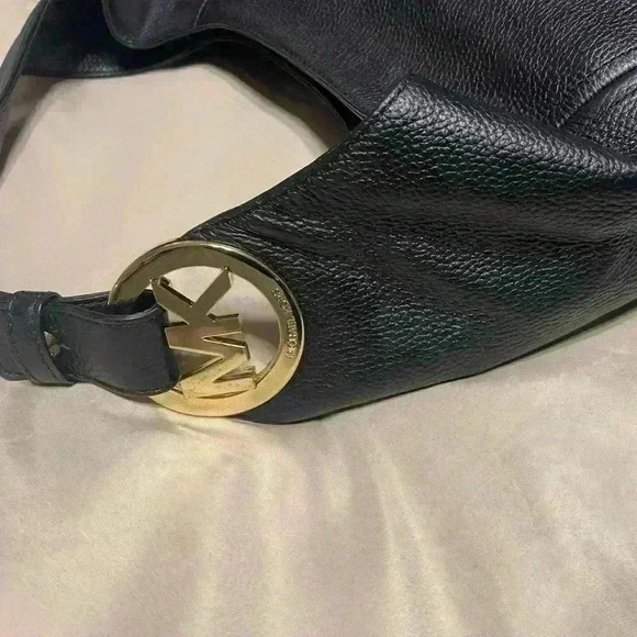 NWT Michael Kors Fulton Shoulder Bag - Picture 2 of 10